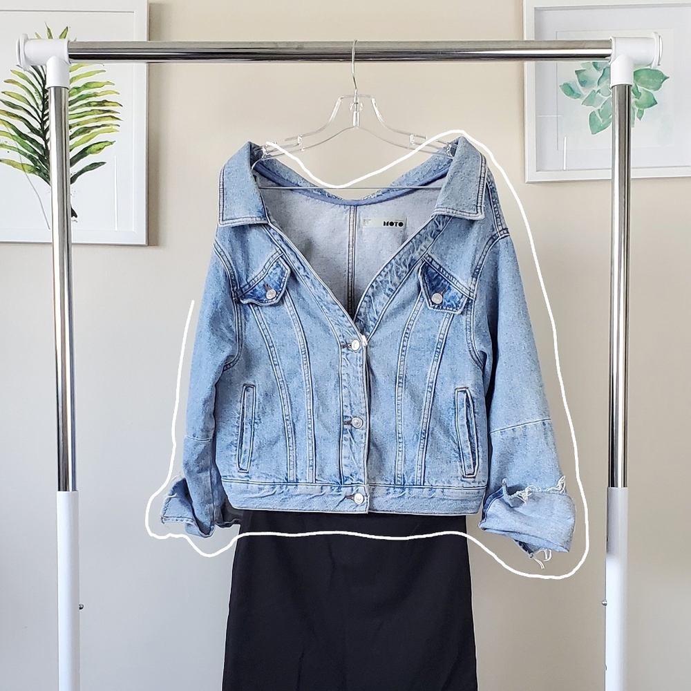 Off shoulder denim jacket